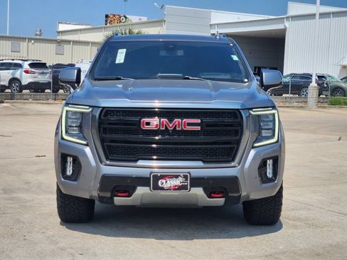 Used 2021 GMC Yukon XL AT4 w/ AT4 Premium Plus Package AWD/4WD image 2