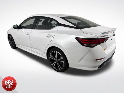 Used 2022 Nissan Sentra SR w/ Electronics Package FWD image 6