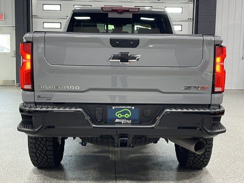 Certified 2024 Chevrolet Silverado 2500 ZR2 w/ Technology Package AWD/4WD image 5