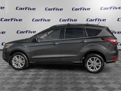 Used 2018 Ford Escape SE w/ Ford Safe & Smart Package AWD/4WD image 2