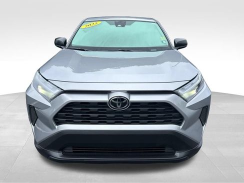 Certified 2025 Toyota RAV4 LE AWD/4WD image 8
