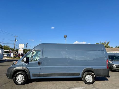 Used 2020 RAM ProMaster 3500 FWD image 2