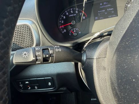 Used 2021 Kia Soul GT-Line FWD image 16