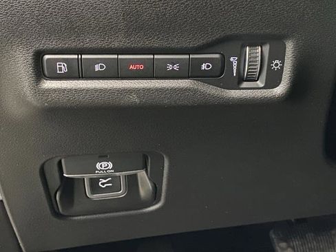 New 2026 Jeep Cherokee Overland w/ Trailer Tow Group image 25