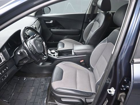 Certified 2019 Kia Niro EX w/ Cold Weather Package 2.0 image 14