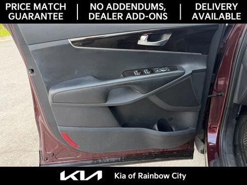 Used 2020 Kia Sorento FWD V6 image 13