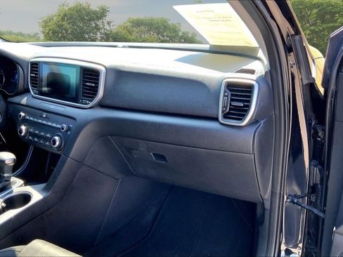 Used 2020 Kia Sportage LX FWD image 26