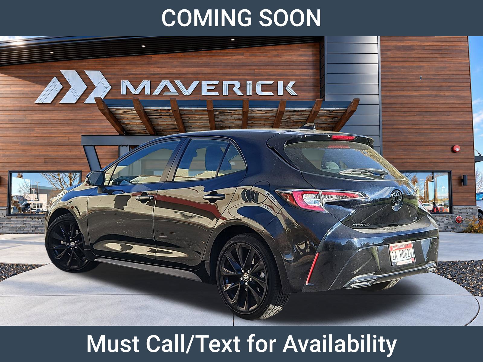 Used 2022 Toyota Corolla SE FWD image 2