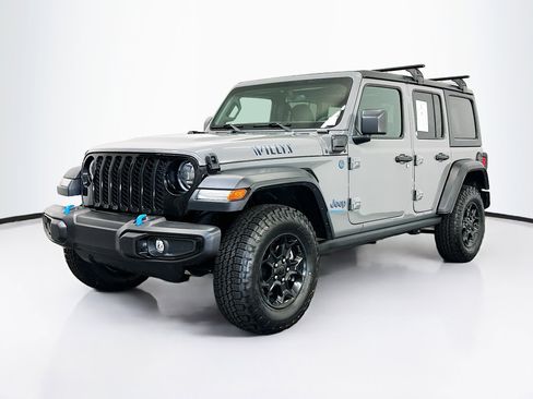 Used 2023 Jeep Wrangler Unlimited AWD/4WD image 3