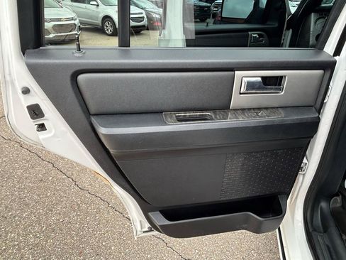 Used 2017 Ford Expedition Limited w/ Equipment Group 301A AWD/4WD image 13