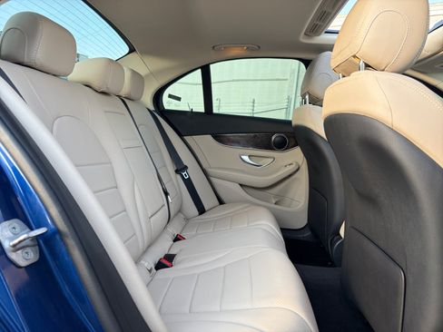 Used 2020 Mercedes-Benz C 300 4MATIC Sedan image 31