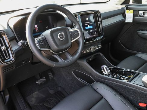 New 2026 Volvo XC40 B4 Plus w/ Climate Package image 26