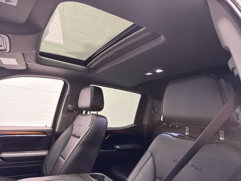 Used 2024 GMC Sierra 1500 Denali w/ Denali Reserve Package image 45