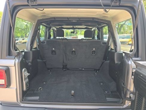 Used 2020 Jeep Wrangler Unlimited Sport AWD/4WD image 27