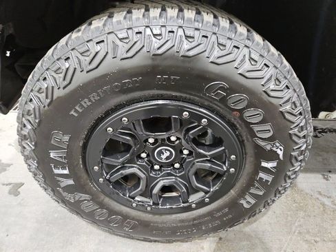 Used 2022 Ford Bronco Wildtrak image 26