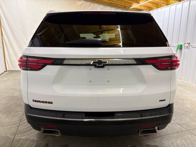Used 2023 Chevrolet Traverse Premier w/ Redline Edition AWD/4WD image 6