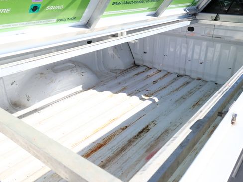 Used 2022 Chevrolet Colorado LT w/ Fleet Safety Package image 23