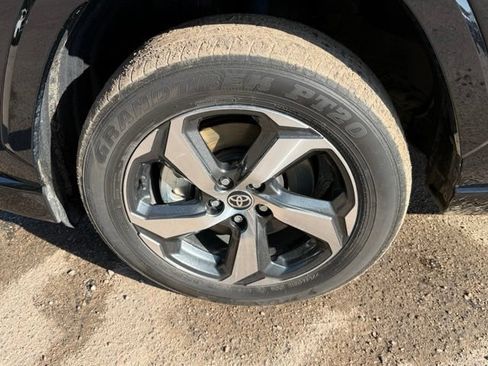 Used 2024 Toyota RAV4 SE w/ Weather & Moonroof Package AWD/4WD image 11