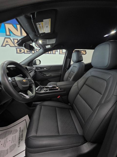 Used 2026 Chevrolet Equinox LT w/ Convenience Package II AWD/4WD image 11