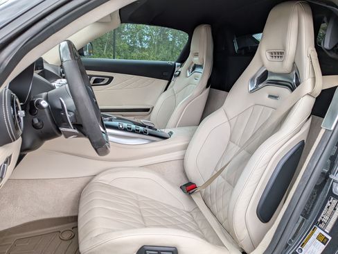 Used 2020 Mercedes-Benz AMG GT C image 17