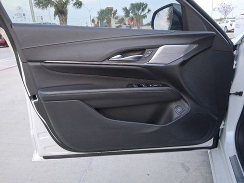 Used 2022 Cadillac CT4 Luxury w/ Sun And Sound Package image 15