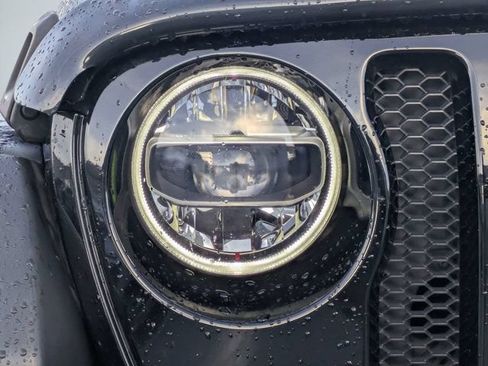 Used 2020 Jeep Wrangler Unlimited Sport AWD/4WD image 9