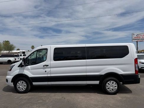 Used 2023 Ford Transit 350 XLT RWD image 4