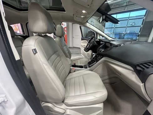 Used 2016 Ford C-MAX SEL w/ Equipment Group 302A image 40