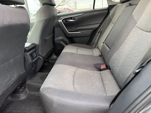 Used 2020 Toyota RAV4 XLE w/ Convenience Package image 23
