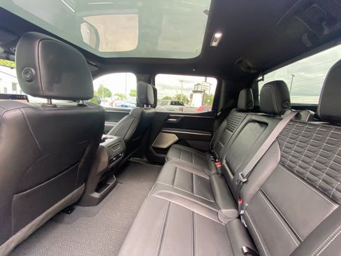 New 2025 GMC Sierra EV Denali image 28