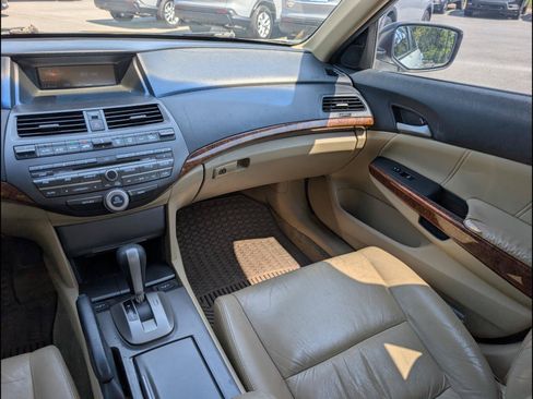 Used 2011 Honda Accord EX-L image 9