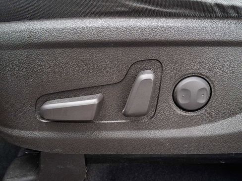 Used 2019 Hyundai Santa Fe SEL image 27