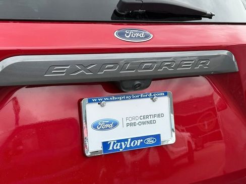Certified 2023 Ford Explorer XLT w/ Equipment Group 202A AWD/4WD image 32