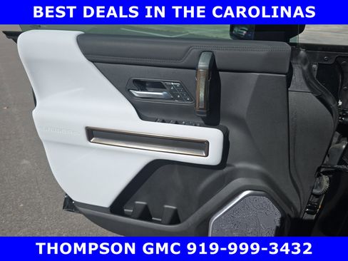 New 2025 GMC Hummer EV 3X AWD/4WD image 31