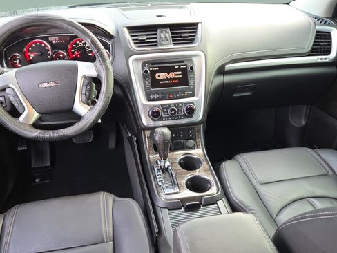 Used 2017 GMC Acadia Limited SLT image 13