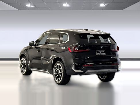 Used 2025 BMW X1 xDrive28i w/ Convenience Package image 3