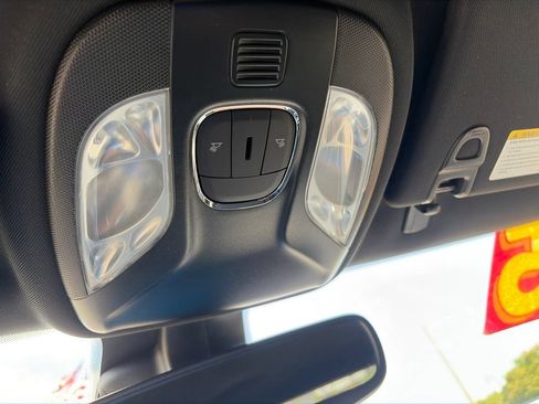 Certified 2025 Jeep Compass Limited AWD/4WD image 32