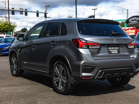 Used 2024 Mitsubishi Outlander Sport ES AWD/4WD image 9