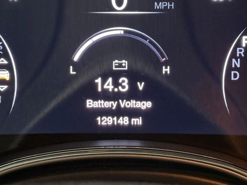 Used 2017 Jeep Grand Cherokee Altitude image 16