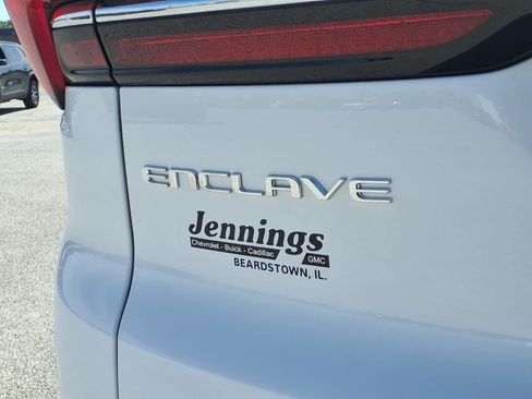 Used 2025 Buick Enclave Preferred FWD image 28
