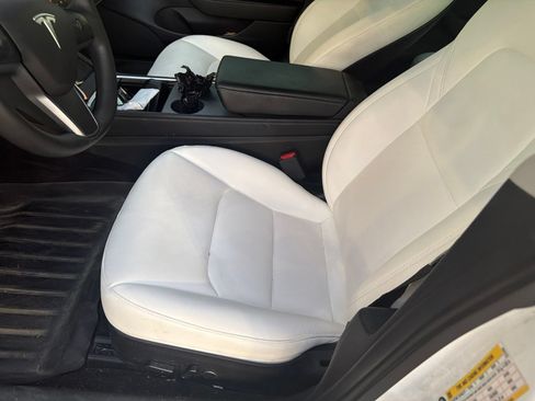 Used 2022 Tesla Model 3 Performance AWD/4WD image 13