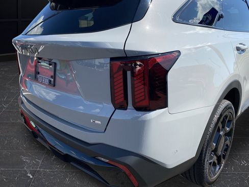 Certified 2026 Kia Sorento SX Prestige AWD/4WD image 44