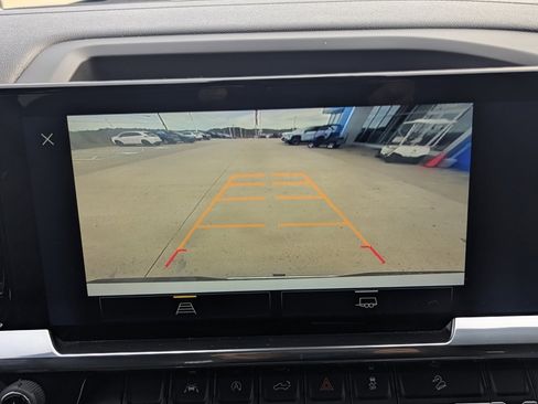 Used 2025 Chevrolet Silverado 1500 LT w/ Z71 Off-Road Package image 37