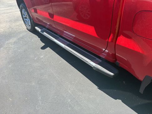Used 2022 Chevrolet Silverado 1500 LT AWD/4WD image 8