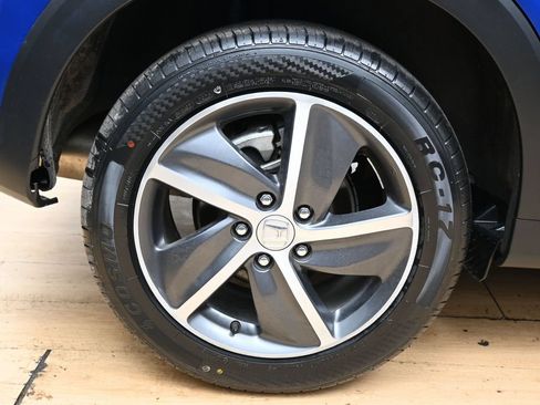 Used 2021 Honda HR-V EX-L image 11