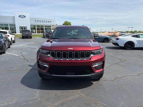 Used 2025 Jeep Grand Cherokee Limited image 2