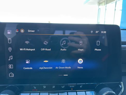 Used 2023 Chevrolet Colorado Z71 w/ Z71 Convenience Package 2 image 20