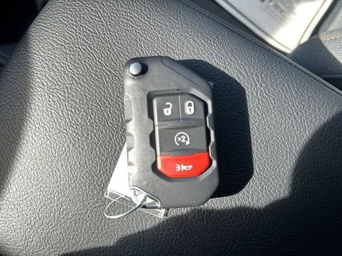 New 2026 Jeep Gladiator Sport image 31