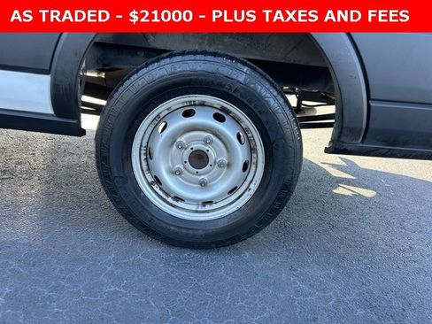 Used 2020 Ford Transit 250 Medium Roof image 10