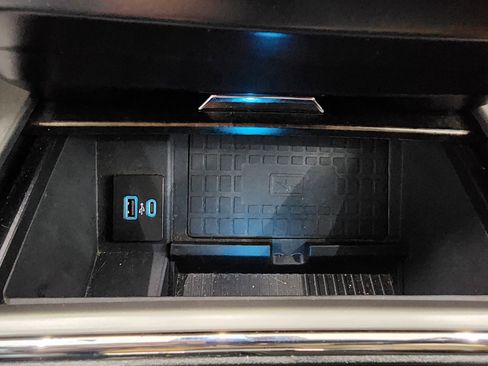 Used 2022 Ford F250 Lariat w/ Tremor Off-Road Package image 47